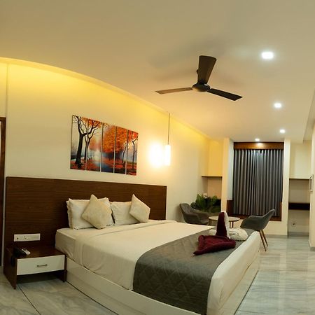 Miracle Hotel And Resorts Calecute Exterior foto