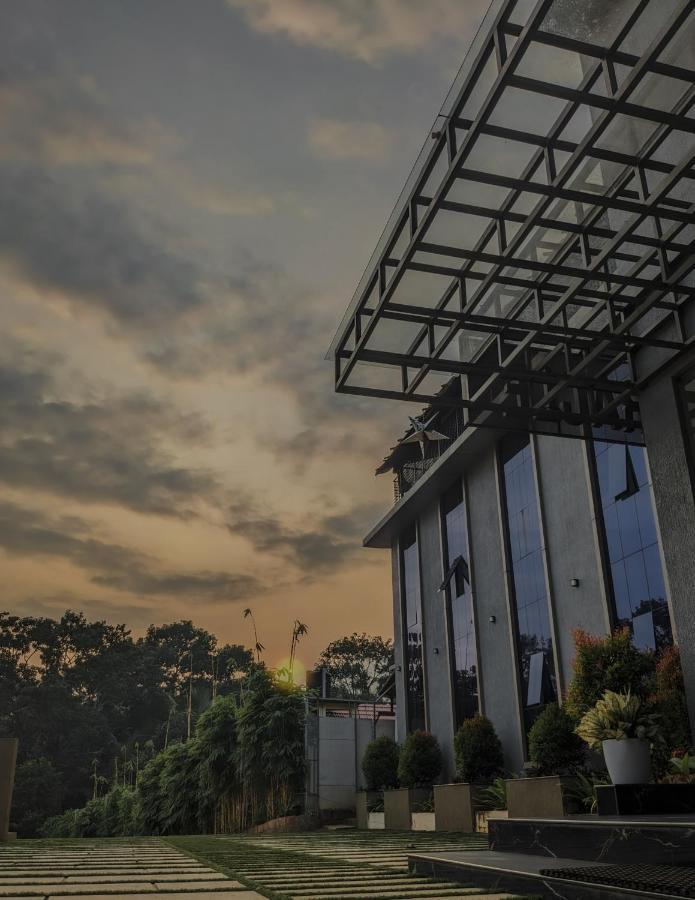 Miracle Hotel And Resorts Calecute Exterior foto